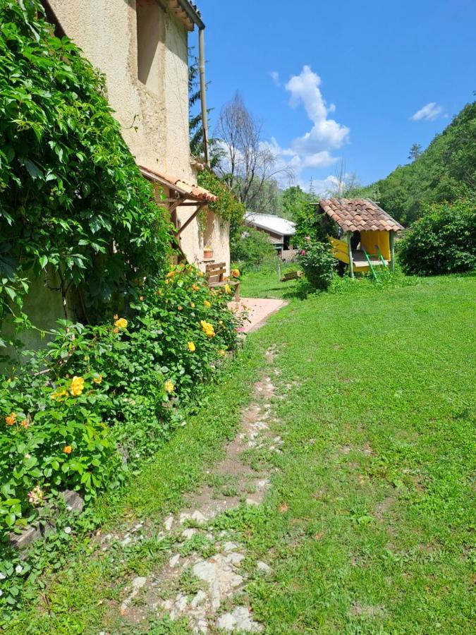 Ferme La Siberie Entrevaux Exterior foto